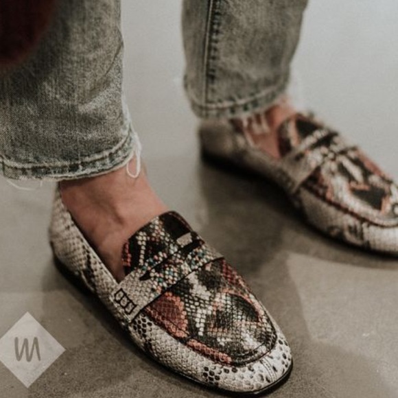 Isabel Marant Fezzy Leather Snakeskin Slip-On Shoes - Picture 4 of 8